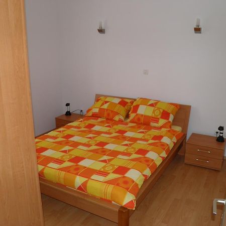 Apartmani Galeb Biograd Na Moru Zewnętrze zdjęcie
