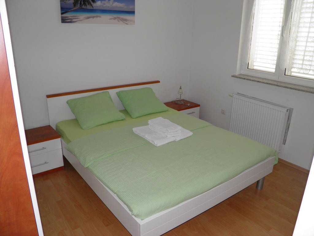 Apartmani Galeb Biograd Na Moru Zewnętrze zdjęcie