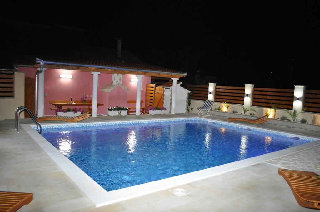 Apartmani Galeb Biograd Na Moru Zewnętrze zdjęcie