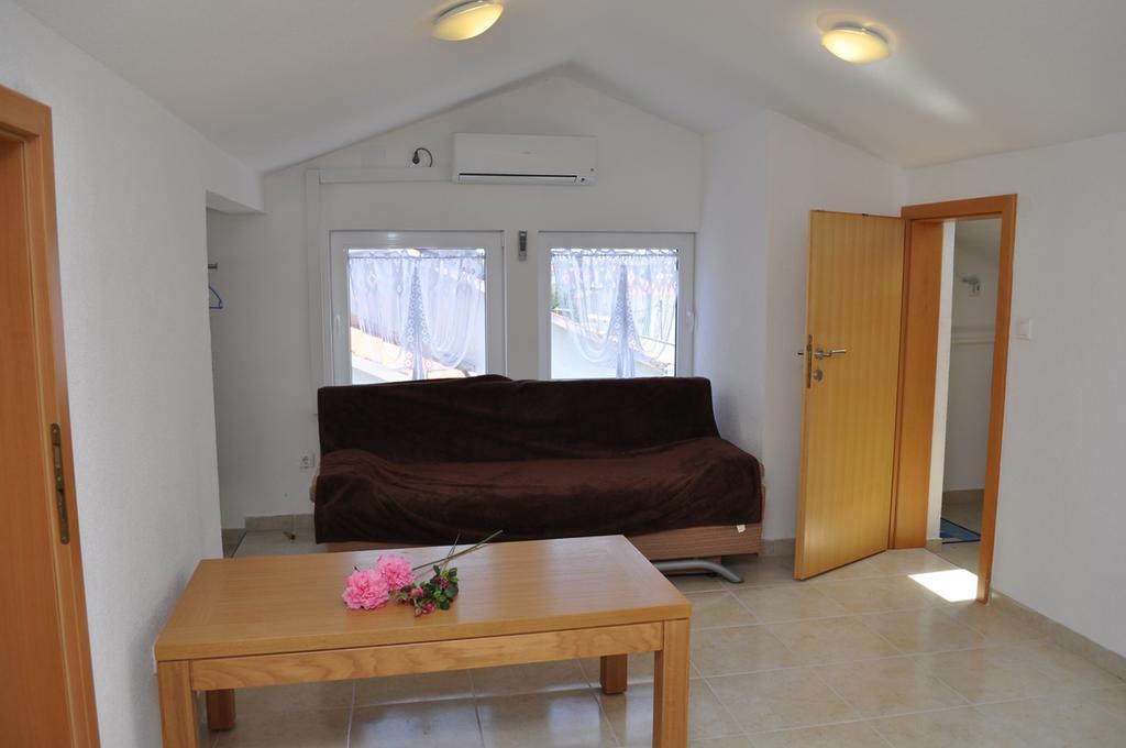 Apartmani Galeb Biograd Na Moru Zewnętrze zdjęcie