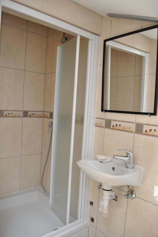 Apartmani Galeb Biograd Na Moru Zewnętrze zdjęcie