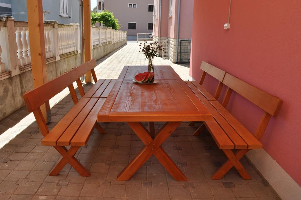 Apartmani Galeb Biograd Na Moru Zewnętrze zdjęcie